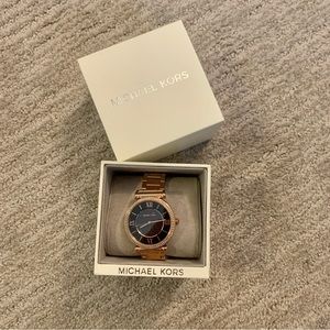 Michael Kors Women’s MK3356 CATLIN Rose Gold Theme Watch